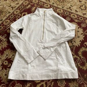 Lilly Pulitzer Pullover 1/4 zip. Size: XS